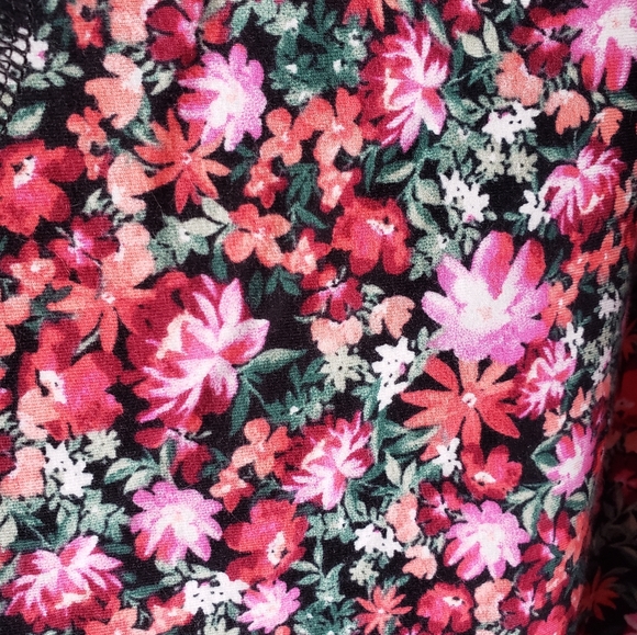 Torrid Plus Size 6 Floral Sleep pants lounge comfy 6X 30 women's - Picture 3 of 4